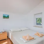 Amazing In Dubasnica Апартаменты *