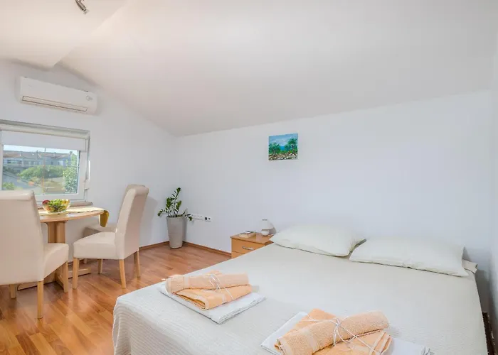 Apartment Amazing In Dubasnica Malinska